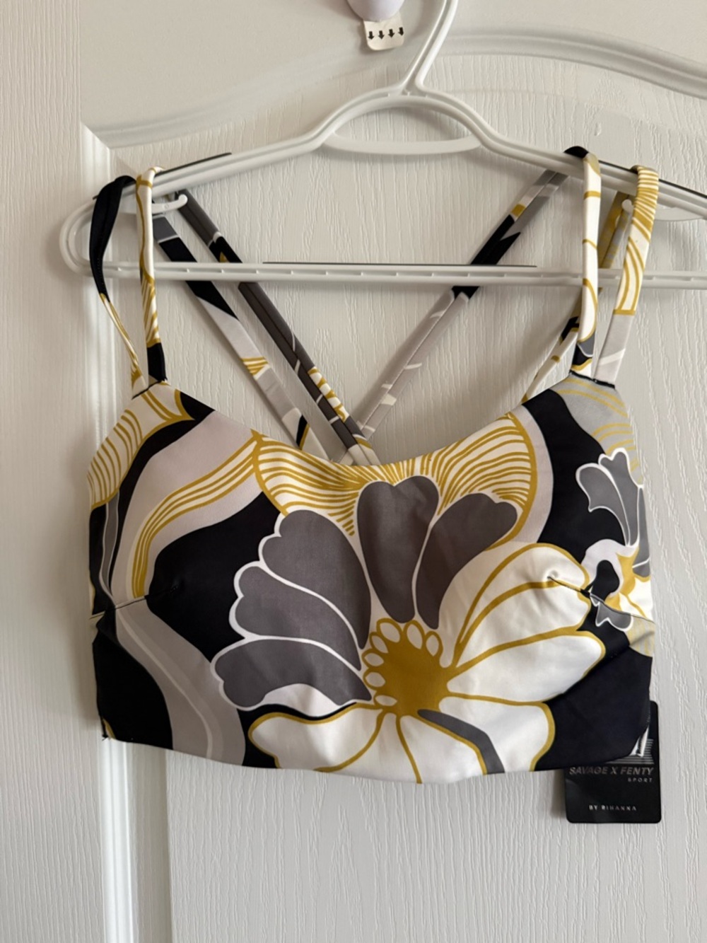 Savage X Fenty Floral Print Sports Bra in Black, White, Gray & Gold